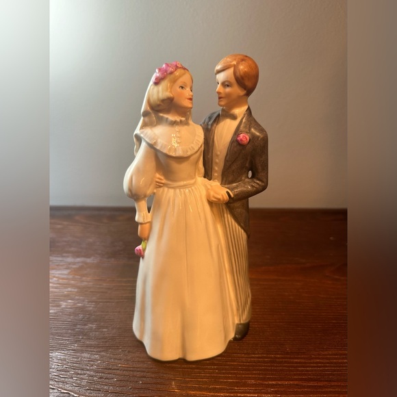 Vintage Hummel Goebel Bride and Groom Porcelain Figurine Germany #13 354 19 - Picture 1 of 3
